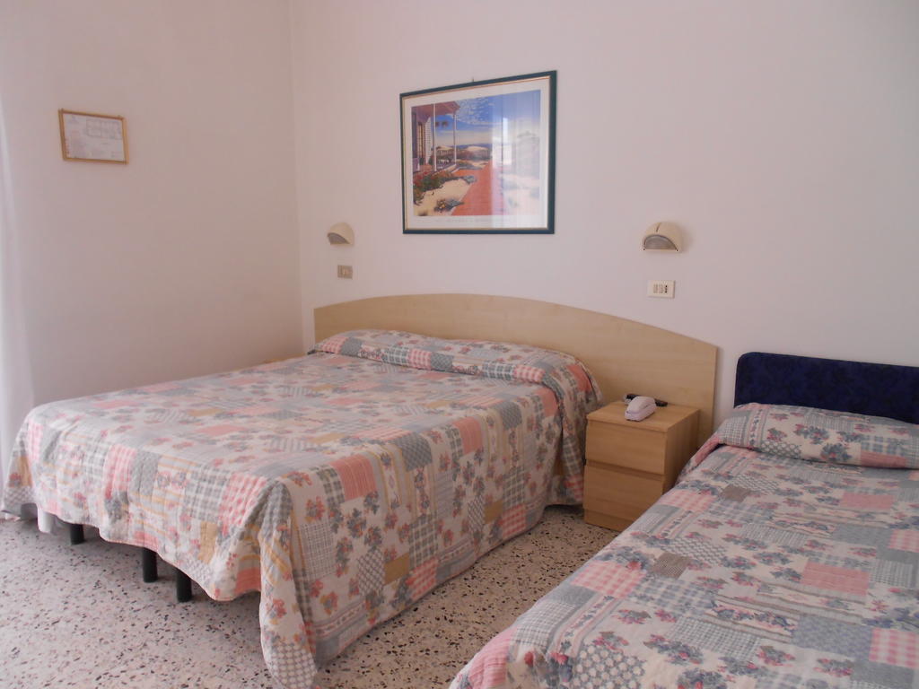 Hotel Laguna Blu Rimini Room photo