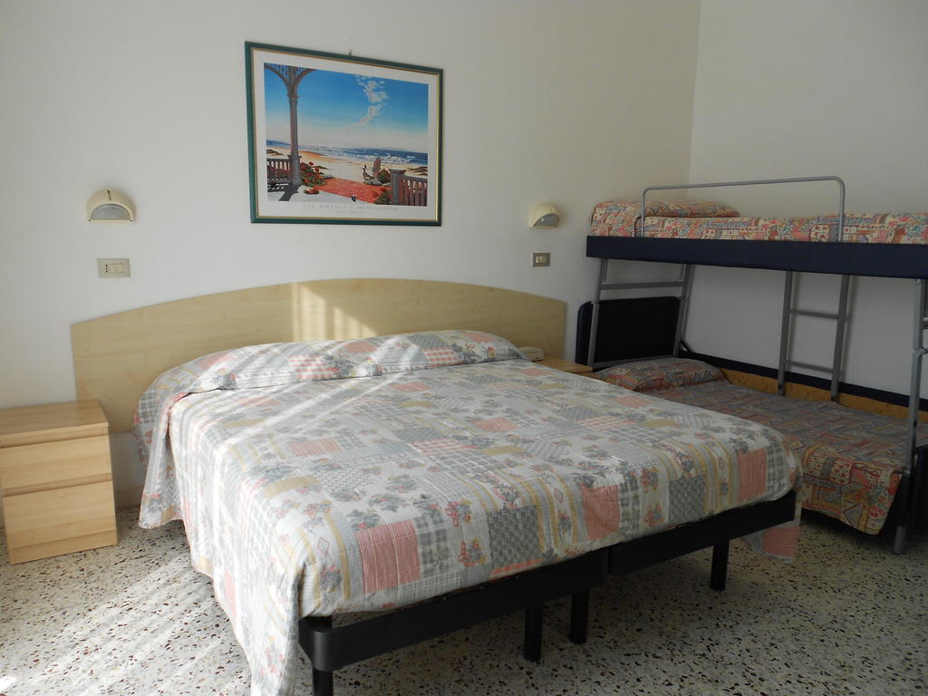 Hotel Laguna Blu Rimini Room photo
